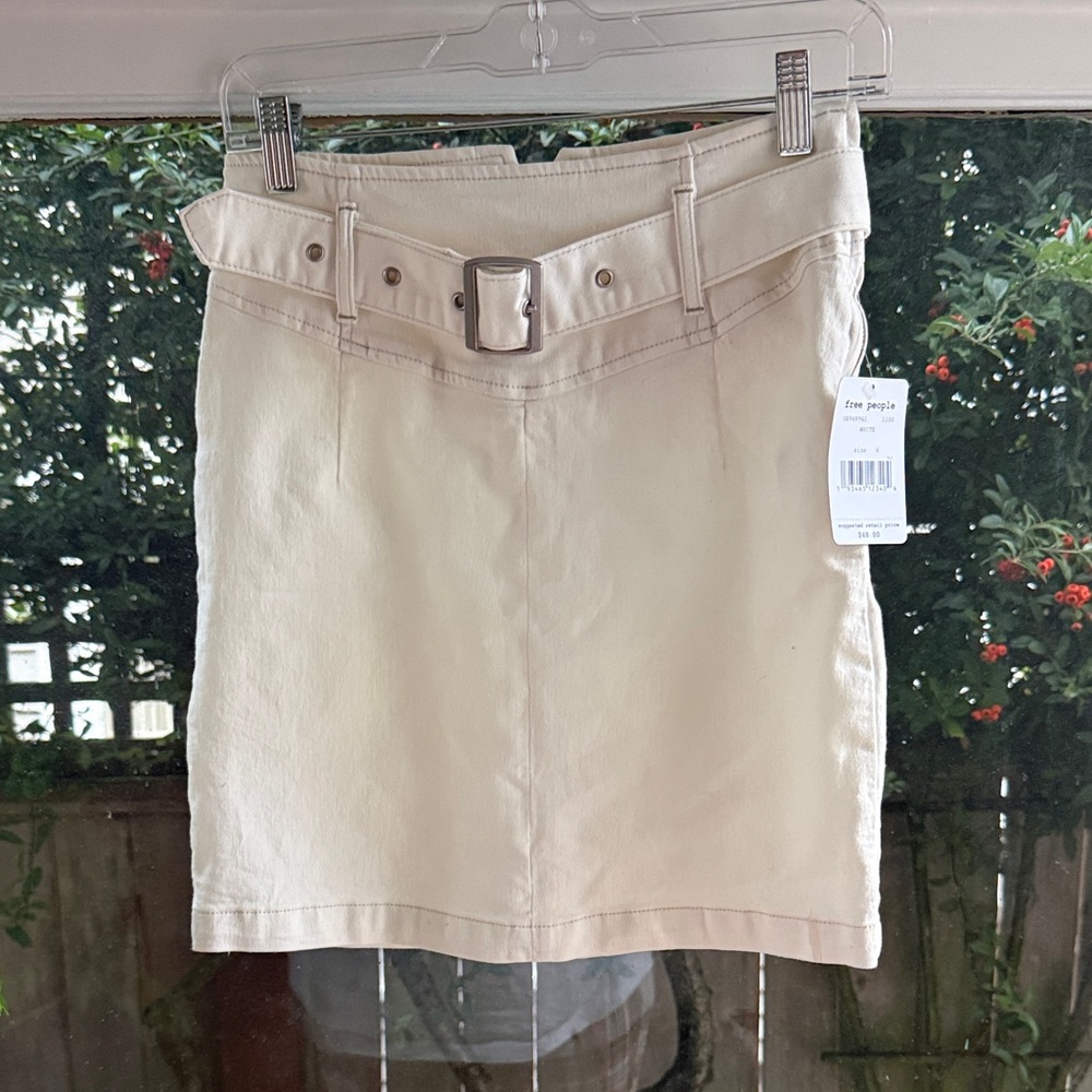 Stylish Cream Skirt with Belt
